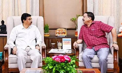 ओडिशा में आपदा प्रबंधन को लेकर राज्यपाल और राजस्व मंत्री की बैठक ओडिशा में आपदा प्रबंधन को लेकर राज्यपाल और राजस्व मंत्री की बैठक