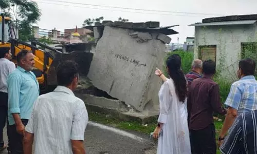 JDA के अतिक्रमण विरोधी अभियान में 12 कनाल जमीन वापस मिली JDA के अतिक्रमण विरोधी अभियान में 12 कनाल जमीन वापस मिली