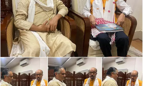 राज्यपाल रमेन डेका से जनार्दन देव गोस्वामी ने की शिष्टाचार भेंट