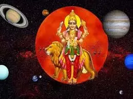 धर्म: बुद्धि और व्यापार के स्वामी बुध ग्रह को प्रसन्न करने के प्रभावी उपाय धर्म: बुद्धि और व्यापार के स्वामी बुध ग्रह को प्रसन्न करने के प्रभावी उपाय