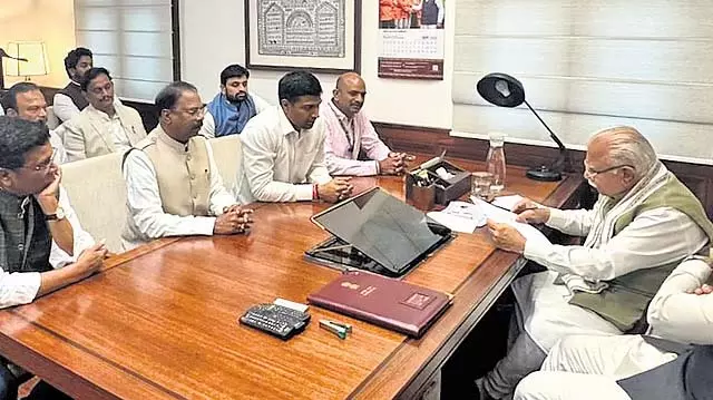 आंध्र प्रदेश में प्रमुख बुनियादी ढांचा परियोजनाओं को मंजूरी दे केंद्र: TDP आंध्र प्रदेश में प्रमुख बुनियादी ढांचा परियोजनाओं को मंजूरी दे केंद्र: TDP