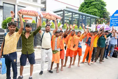 अमरनाथ यात्रा में श्रद्धालुओं का तांता, 20 दिन में 3.31 लाख भक्तों ने किए दर्शन अमरनाथ यात्रा में श्रद्धालुओं का तांता, 20 दिन में 3.31 लाख भक्तों ने किए दर्शन