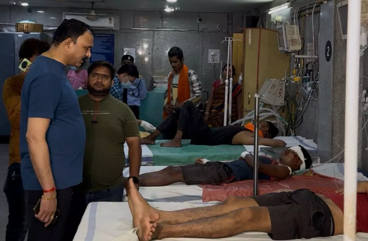DKS के बाद मेकाहारा पहुंचे स्वास्थ्य मंत्री जायसवाल DKS के बाद मेकाहारा पहुंचे स्वास्थ्य मंत्री जायसवाल