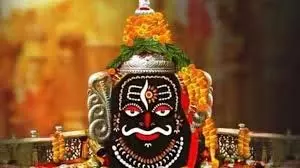 धर्म: कौन से हैं 12 ज्योतिर्लिंग और कहां हैं, जानें इनका महत्व धर्म: कौन से हैं 12 ज्योतिर्लिंग और कहां हैं, जानें इनका महत्व
