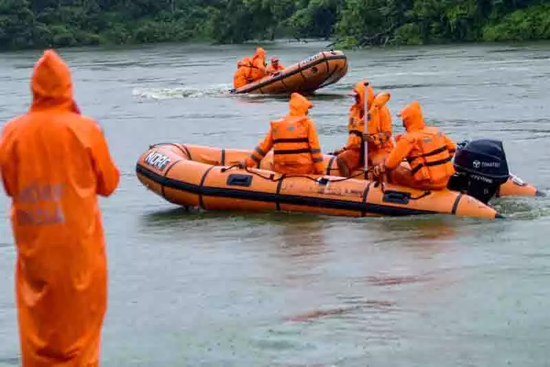 NDRF की टीम पांच दिनों के लिए रोपड़ में, कैडेटों को सतलुज नदी के बाढ़ के मैदानों से परिचित कराएगी NDRF की टीम पांच दिनों के लिए रोपड़ में, कैडेटों को सतलुज नदी के बाढ़ के मैदानों से परिचित कराएगी