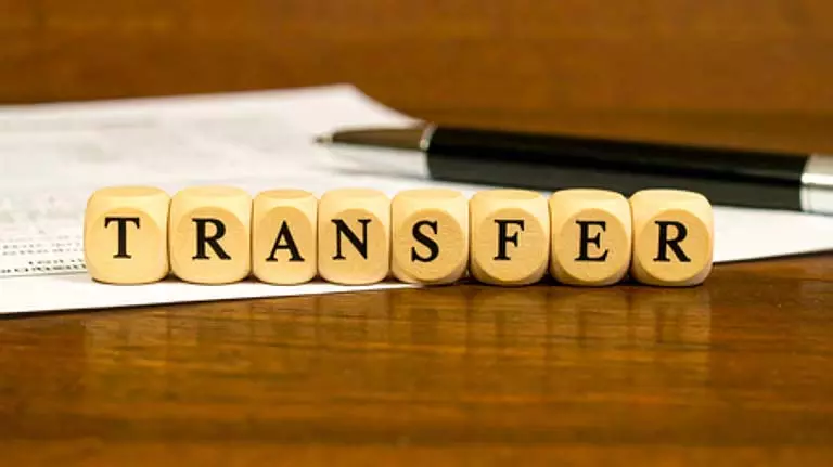 ओडिशा सरकार ने बड़े फेरबदल में 49 IAS अधिकारियों का तबादला किया ओडिशा सरकार ने बड़े फेरबदल में 49 IAS अधिकारियों का तबादला किया