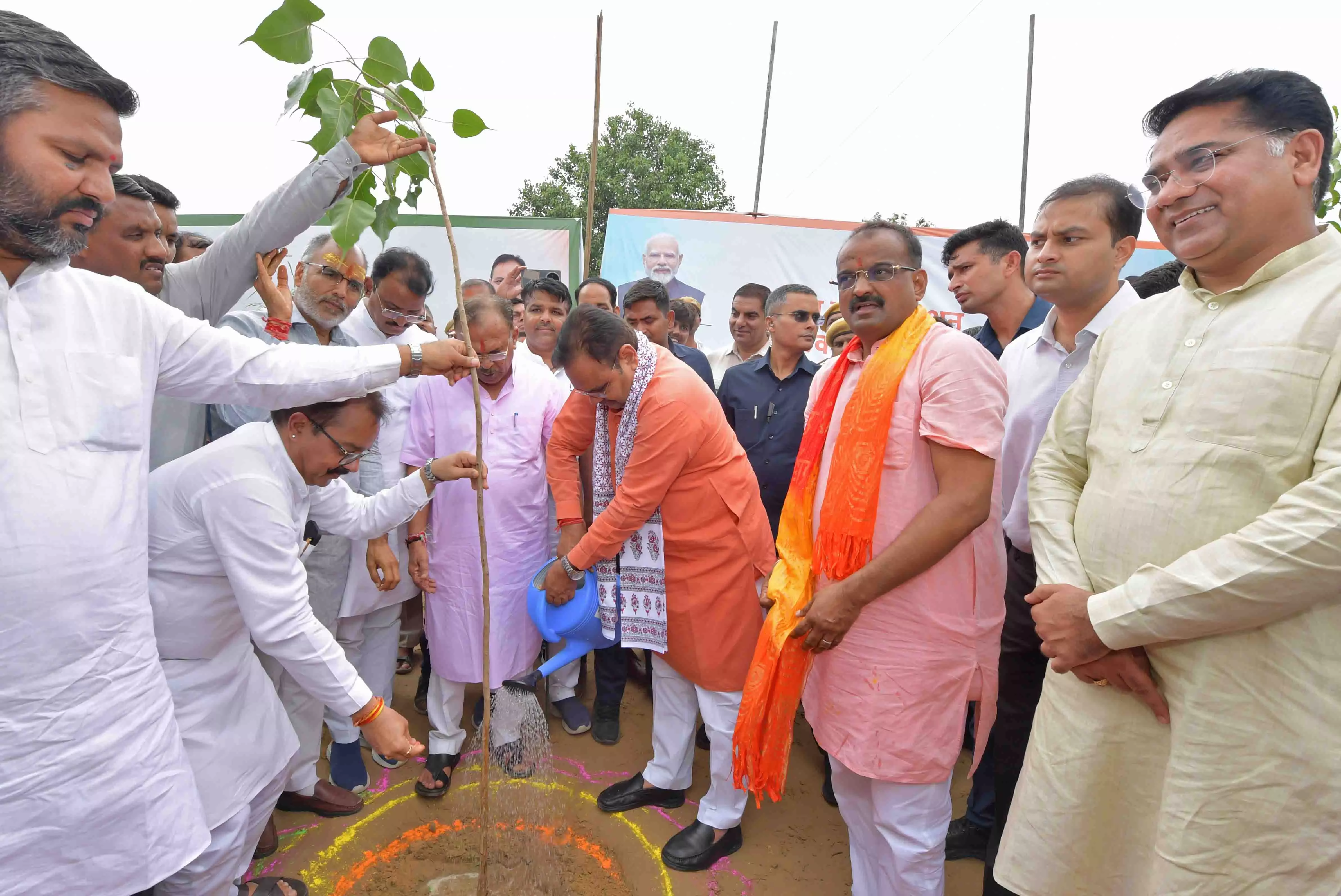 CM ने केकड़ी में 1 हजार करोड़ रुपये के विकास कार्यों का किया लोकार्पण और शिलान्यास CM ने केकड़ी में 1 हजार करोड़ रुपये के विकास कार्यों का किया लोकार्पण और शिलान्यास