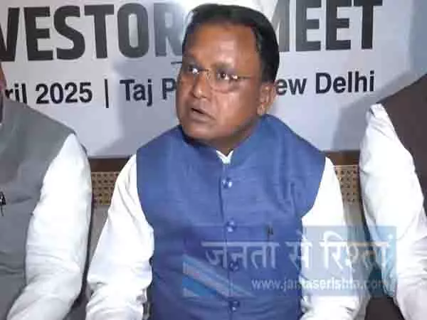 ओडिशा सरकार ने बड़े नौकरशाही फेरबदल की घोषणा की, प्रमुख IAS अधिकारियों का किया तबादला ओडिशा सरकार ने बड़े नौकरशाही फेरबदल की घोषणा की, प्रमुख IAS अधिकारियों का किया तबादला