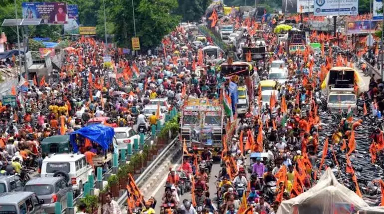 कांवड़ यात्रा के चरम पर पहुंचने से दिल्ली में जाम कांवड़ यात्रा के चरम पर पहुंचने से दिल्ली में जाम