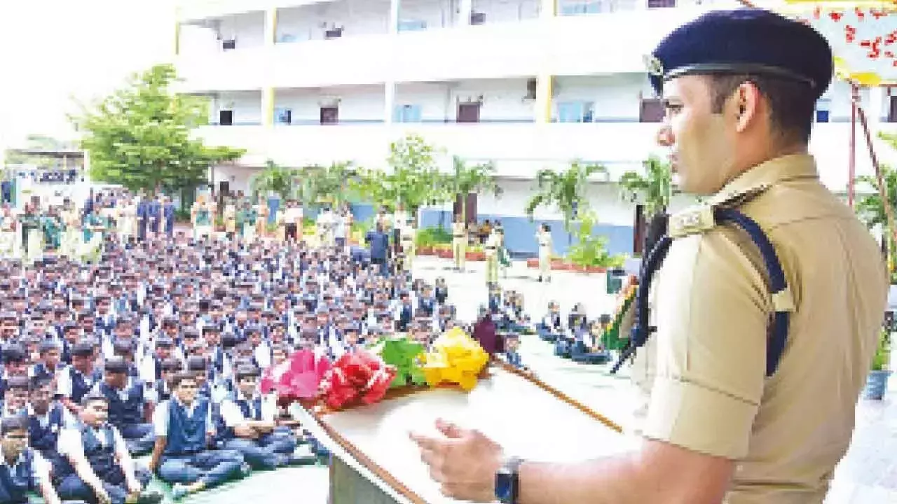 Telangana: सेंट जॉर्ज स्कूल में वन महोत्सव का आयोजन Telangana: सेंट जॉर्ज स्कूल में वन महोत्सव का आयोजन