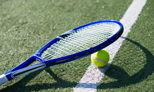 US Open: ओलंपिक चैंपियन झेंग किनवेन ने यूएस ओपन से नाम वापस लिया, कोहनी की चोट के कारण लिया फैसला