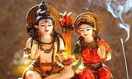 Sawan Shivratri 2025 Wishes:  आज सावन शिवरात्रि पर अपनों और दोस्तों को भेजें ये खास शुभकामना संदेश