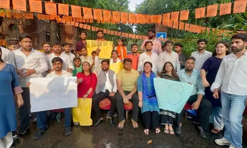 DU प्रशासन ने हॉस्टल की मांग स्वीकार की, ABVP प्रदर्शनकारियों ने कहा, यह कदम ‘पर्याप्त नहीं’ DU प्रशासन ने हॉस्टल की मांग स्वीकार की, ABVP प्रदर्शनकारियों ने कहा, यह कदम ‘पर्याप्त नहीं’