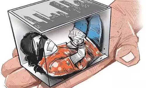 वेबसाइटों पर साझा किए गए अंतरंग वीडियो हटाने के लिए दिशानिर्देश: केंद्र सरकार ने SC को बताया वेबसाइटों पर साझा किए गए अंतरंग वीडियो हटाने के लिए दिशानिर्देश: केंद्र सरकार ने SC को बताया