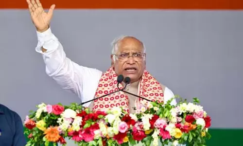 जगदीप धनखड़ के इस्तीफे का कारण देश को बताए सरकार: मल्लिकार्जुन खड़गे