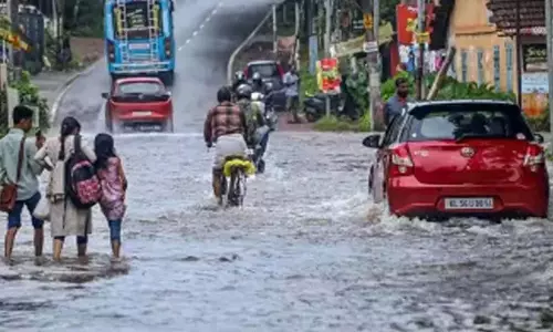 Karnataka में भारी बारिश जारी, ऑरेंज अलर्ट जारी