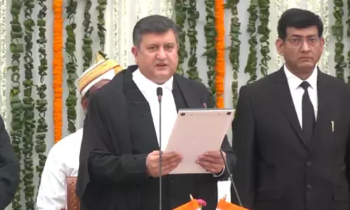 झारखंड हाईकोर्ट के 17वें चीफ जस्टिस बने तरलोक सिंह चौहान, राज्यपाल ने दिलाई शपथ