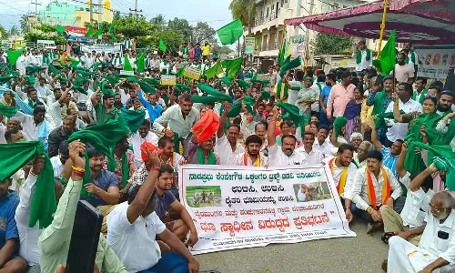 भूमि अधिग्रहण के खिलाफ भैरमंगल बंद; अभिनेता चेतन भी विरोध प्रदर्शन में शामिल