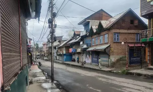 शोपियां बंद, कार्यालय स्थानांतरण के खिलाफ विरोध तेज