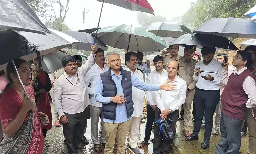 उत्तर कन्नड़ : कृष्णा बायरे गौड़ा ने बैरियर न बनाने पर अधिकारियों की आलोचना की उत्तर कन्नड़ : कृष्णा बायरे गौड़ा ने बैरियर न बनाने पर अधिकारियों की आलोचना की