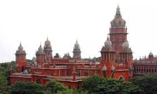 तमिलनाडु में ध्वजस्तंभ हटाने के आदेश पर उच्च न्यायालय ने रोक लगाई