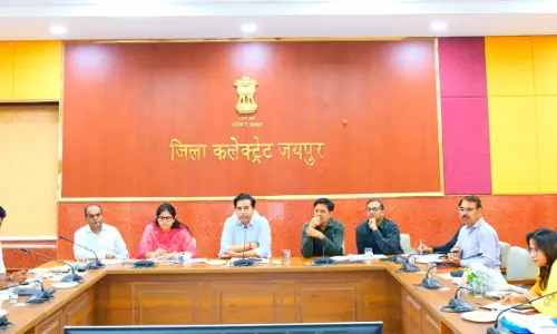 Jaipur: लंबित राजस्व प्रकरणों का त्वरित निस्तारण करें - कलेक्टर डॉ. सोनी ने दिए निर्देश Jaipur: लंबित राजस्व प्रकरणों का त्वरित निस्तारण करें - कलेक्टर डॉ. सोनी ने दिए निर्देश