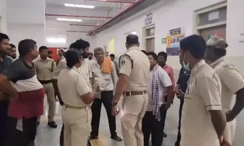केंद्रपाड़ा में युवक का गला रेतकर हत्या, पुलिस हमलावर की तलाश में जुटी