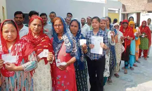 Shillai में महिला मतदाताओं की संख्या में वृद्धि दर्ज की गई Shillai में महिला मतदाताओं की संख्या में वृद्धि दर्ज की गई