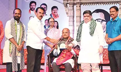 हम टैंकबंड पर दशरथी की प्रतिमा स्थापित करेंगे: Minister Jupally