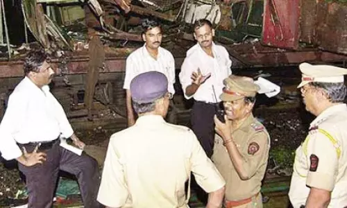 Sikkim :  2006 मुंबई ट्रेन विस्फोट पीड़ितों के परिवारों ने सीबीआई जांच और पुनर्जांच की मांग
