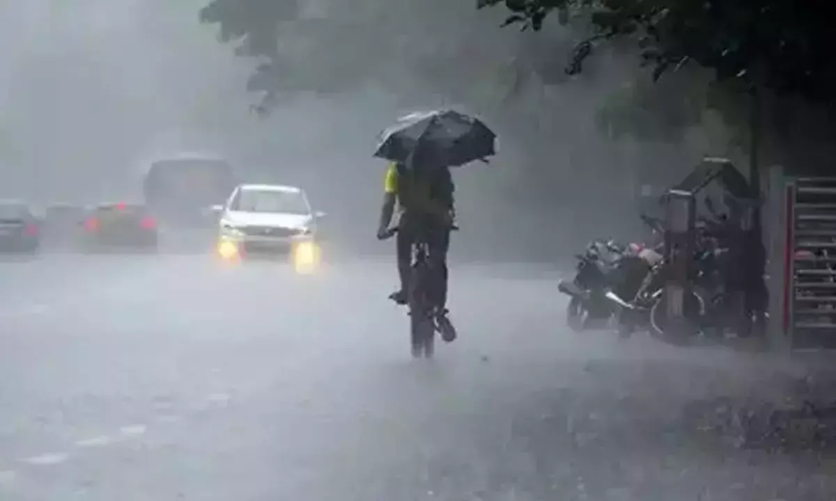 Telangana में भारी बारिश की चेतावनी: निवासियों को घर के अंदर रहने की सलाह