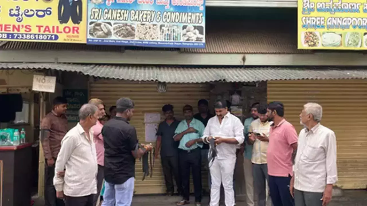 GST विवाद: कर्नाटक में छोटे व्यापारियों ने तीन दिवसीय आंदोलन शुरू किया