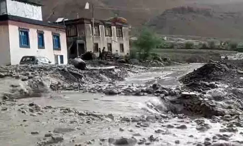 Spiti village में बादल फटने से चार घर मलबे और बाढ़ के पानी से भर गए