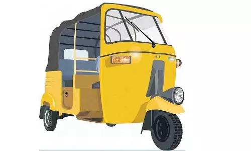 शहर में फाइनेंस कंपनियों के मैनेजर ऑटो चालकों की जान से खेल रहे शहर में फाइनेंस कंपनियों के मैनेजर ऑटो चालकों की जान से खेल रहे