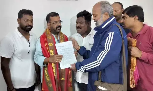 इसे तेलंगाना राज्य क्रिकेट संघ में परिवर्तित किया जाना चाहिए इसे तेलंगाना राज्य क्रिकेट संघ में परिवर्तित किया जाना चाहिए