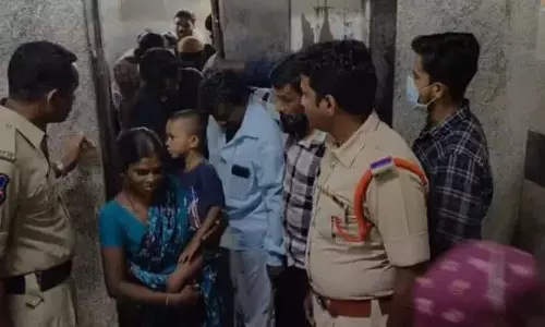 सरकारी अस्पताल में लिफ्ट खराब.. मरीज दहशत में