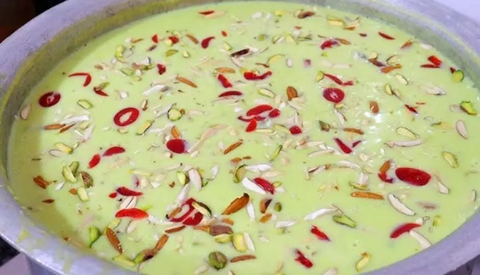 Pumpkin Kheer: किसी को स्पेशल गिफ्ट देना चाहते हैं तो बेझिझक बनाएं ये मीठी डिश Pumpkin Kheer: किसी को स्पेशल गिफ्ट देना चाहते हैं तो बेझिझक बनाएं ये मीठी डिश