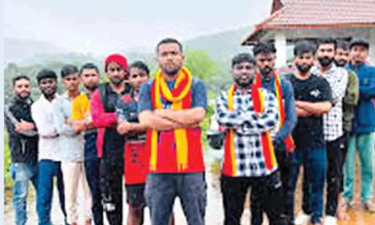 Karnataka: सोशल मीडिया से प्रेरित विरोध सार्वजनिक झड़प में बदल गया Karnataka: सोशल मीडिया से प्रेरित विरोध सार्वजनिक झड़प में बदल गया