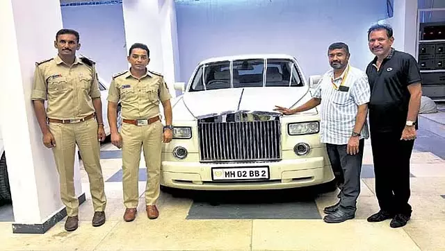 RTO छापा: KGF बाबू ने 2 रोल्स रॉयस कारों पर चुकाया 40 लाख का टैक्स RTO छापा: KGF बाबू ने 2 रोल्स रॉयस कारों पर चुकाया 40 लाख का टैक्स