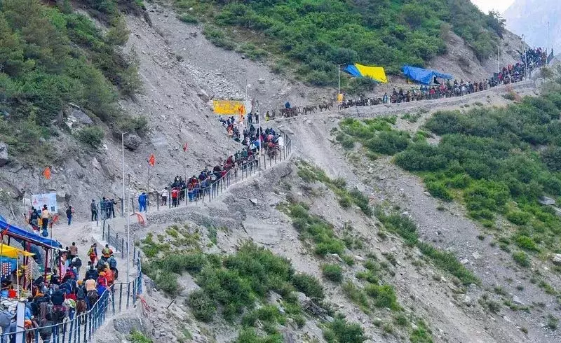 अमरनाथ यात्रा के लिए नया जत्था जम्मू से रवाना अमरनाथ यात्रा के लिए नया जत्था जम्मू से रवाना