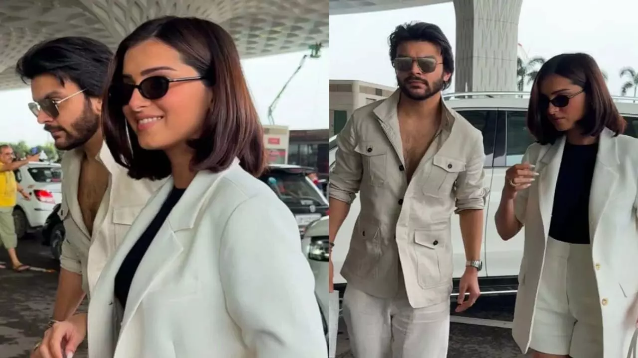 Tara Sutaria और वीर पहरिया स्टाइल में मुंबई एयरपोर्ट पहुंचे Tara Sutaria और वीर पहरिया स्टाइल में मुंबई एयरपोर्ट पहुंचे
