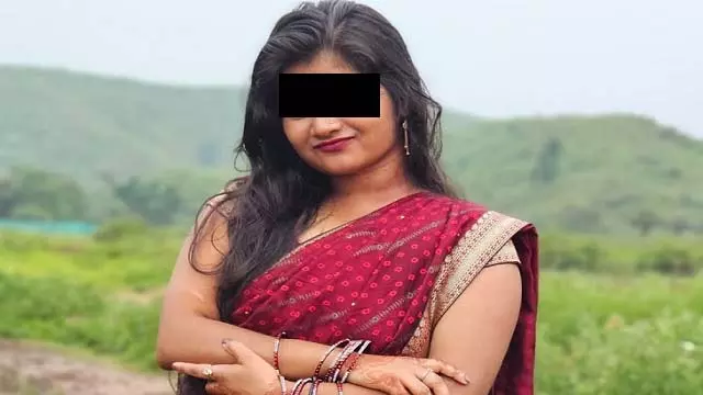 Bhubaneswar : मृत मिली मूक-बधिर छात्रा, पिता ने हत्या का आरोप लगाया Bhubaneswar : मृत मिली मूक-बधिर छात्रा, पिता ने हत्या का आरोप लगाया