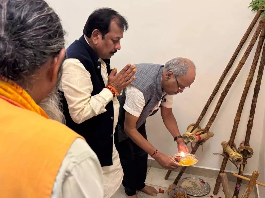 MP बृजमोहन अग्रवाल ने दिल्ली में मनाया हरेली तिहार MP बृजमोहन अग्रवाल ने दिल्ली में मनाया हरेली तिहार