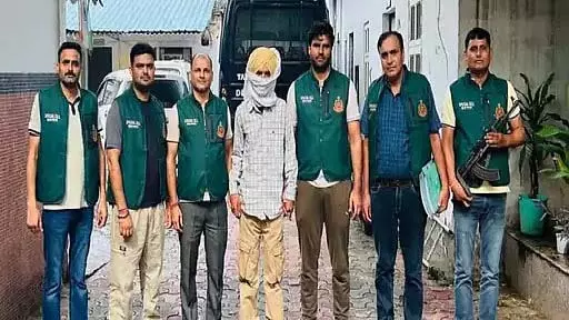 दिल्ली पुलिस ने पंजाब रॉकेट लॉन्चर हमले के सिलसिले में इंदौर में छिपे खालिस्तानी आतंकवादी को पकड़ा दिल्ली पुलिस ने पंजाब रॉकेट लॉन्चर हमले के सिलसिले में इंदौर में छिपे खालिस्तानी आतंकवादी को पकड़ा