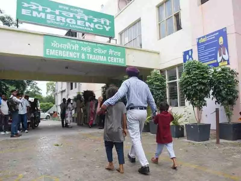 सिविल अस्पताल में 6 बच्चों और वयस्कों का DNA टेस्ट किया गया सिविल अस्पताल में 6 बच्चों और वयस्कों का DNA टेस्ट किया गया
