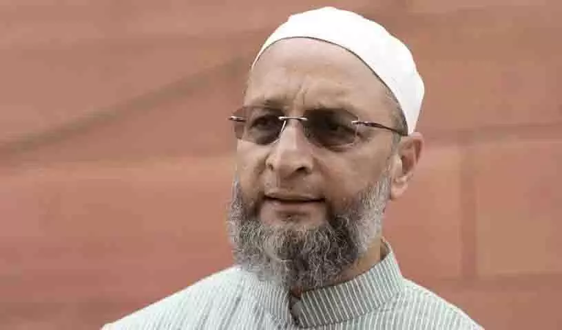ओवैसी ने GHMC से मैकेनिकल स्वीपिंग का काम फिर से शुरू करने का आग्रह किया ओवैसी ने GHMC से मैकेनिकल स्वीपिंग का काम फिर से शुरू करने का आग्रह किया