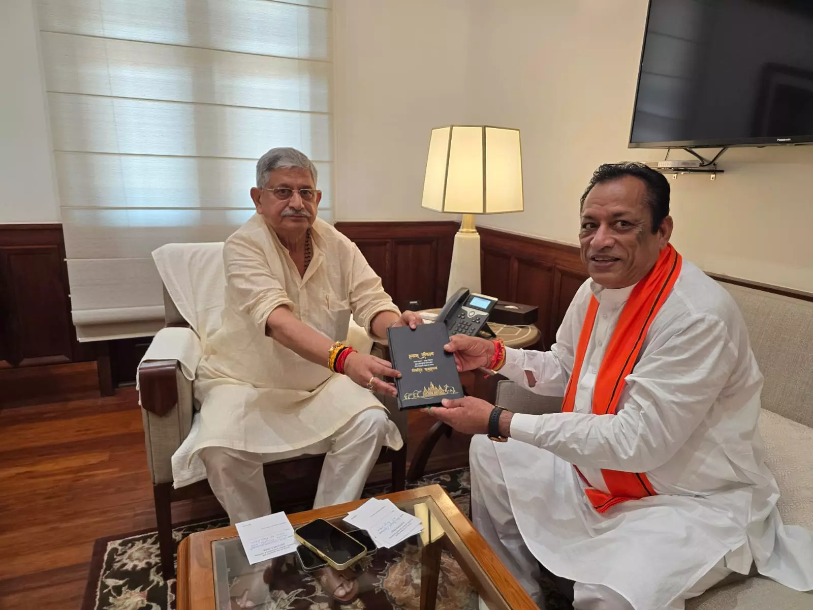 Jaipur: कैबिनेट मंत्री जोराराम कुमावत की केंद्रीय मंत्रियों से मुलाकात Jaipur: कैबिनेट मंत्री जोराराम कुमावत की केंद्रीय मंत्रियों से मुलाकात
