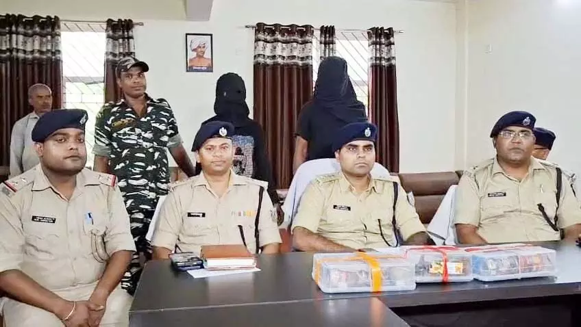 Dhanbad : वासेपुर में धमाका, पुलिस ने दो को किया गिरफ्तार Dhanbad : वासेपुर में धमाका, पुलिस ने दो को किया गिरफ्तार