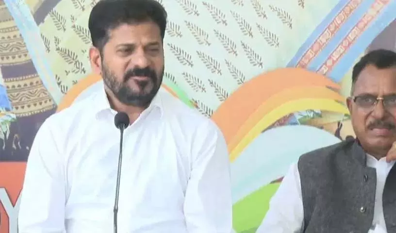 रेवंत रेड्डी का बयान, गांधी परिवार की सराहना सबसे बड़ा सम्मान रेवंत रेड्डी का बयान, गांधी परिवार की सराहना सबसे बड़ा सम्मान