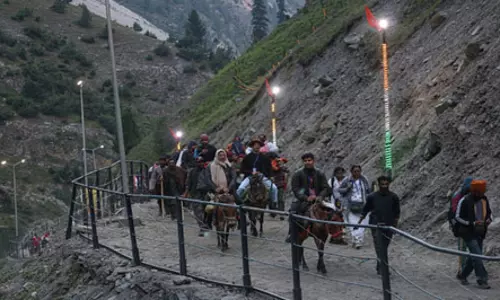 अमरनाथ यात्रा के 21 दिन: अब तक 3.42 लाख श्रद्धालु कर चुके हैं बाबा बर्फानी का दर्शन